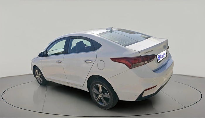 2018 Hyundai Verna 1.6 SX (O) CRDI MT, Diesel, Manual, 1,59,602 km, exterior