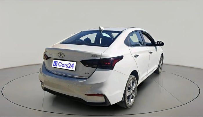 2018 Hyundai Verna 1.6 SX (O) CRDI MT, Diesel, Manual, 1,59,602 km, exterior