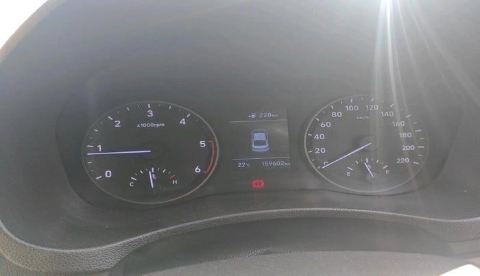 2018 Hyundai Verna 1.6 SX (O) CRDI MT, Diesel, Manual, 1,59,602 km, interior