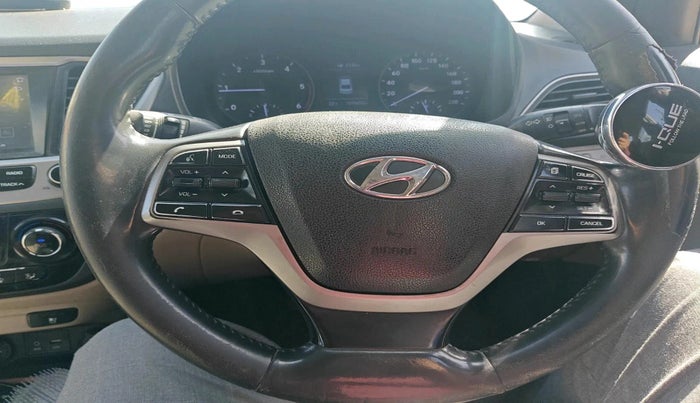 2018 Hyundai Verna 1.6 SX (O) CRDI MT, Diesel, Manual, 1,59,602 km, interior