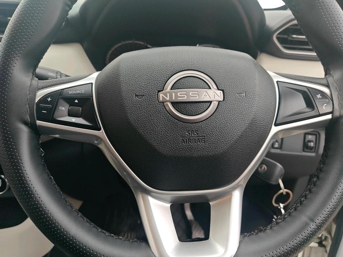 2023 Nissan MAGNITE XL, Petrol, Manual, 45,116 km, interior