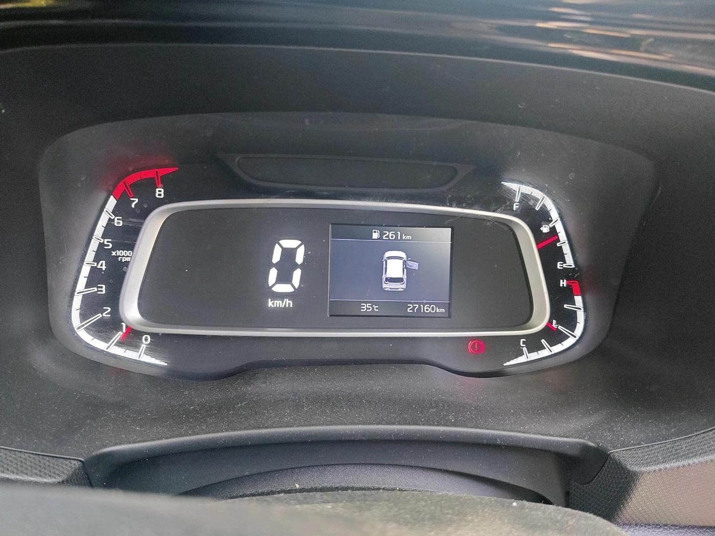 2022 KIA SONET HTK PLUS 1.2, Petrol, Manual, 27,160 km, interior