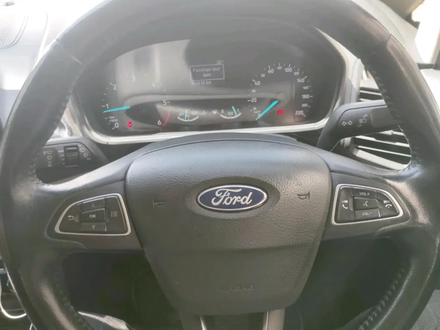 2018 Ford Ecosport TITANIUM 1.5L DIESEL, Diesel, Manual, 1,03,616 km, interior