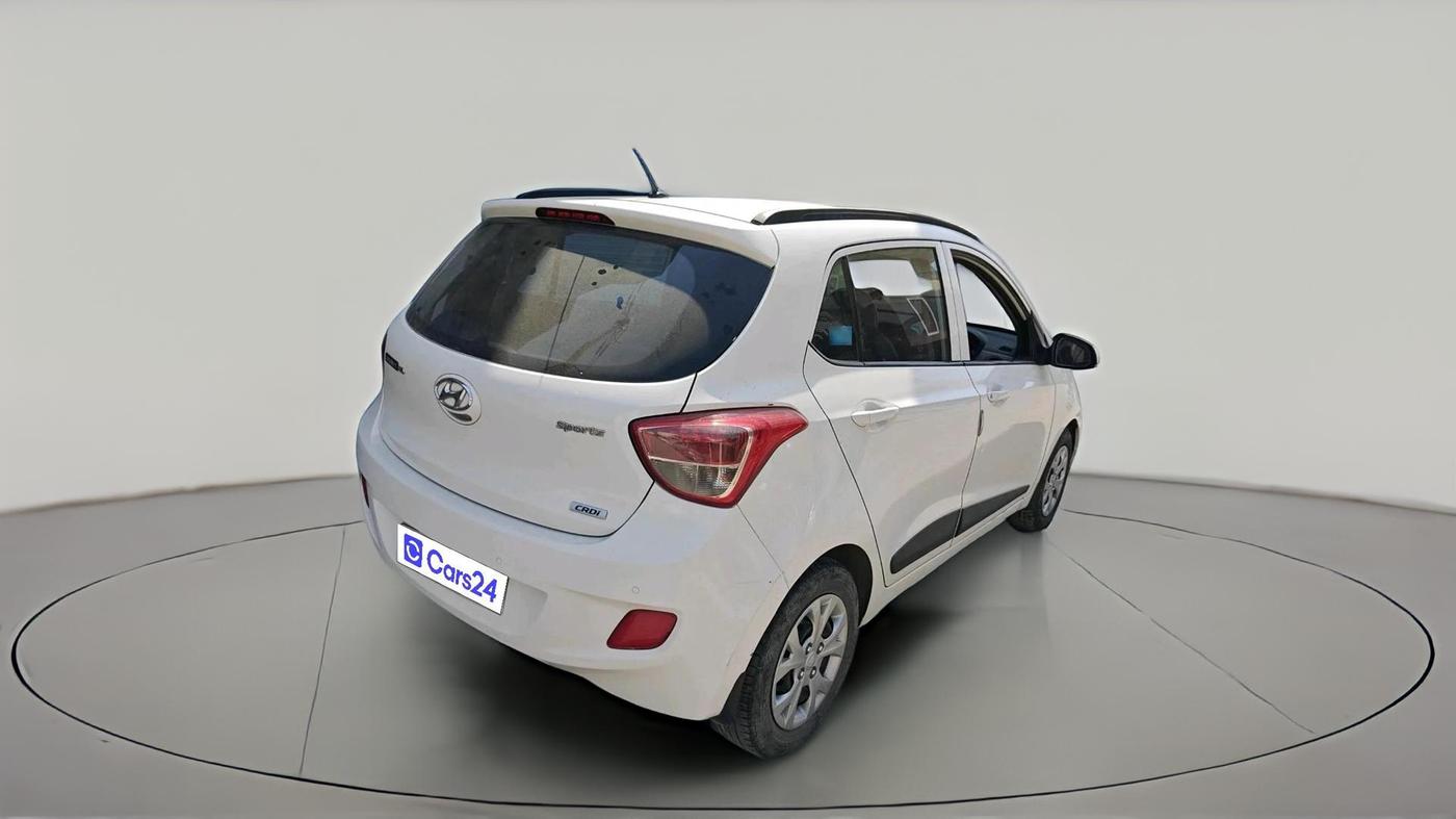 2015 Hyundai Grand i10 SPORTZ 1.1 CRDI, Diesel, Manual, 1,14,472 km, exterior