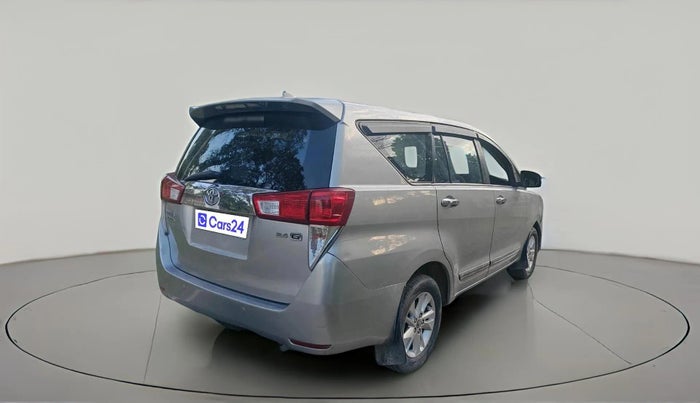 2017 Toyota Innova Crysta 2.4 G 7 STR, Diesel, Manual, 1,35,152 km, exterior