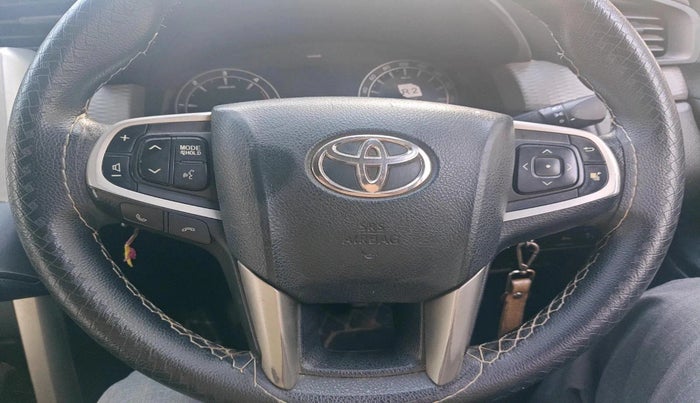 2017 Toyota Innova Crysta 2.4 G 7 STR, Diesel, Manual, 1,35,152 km, interior