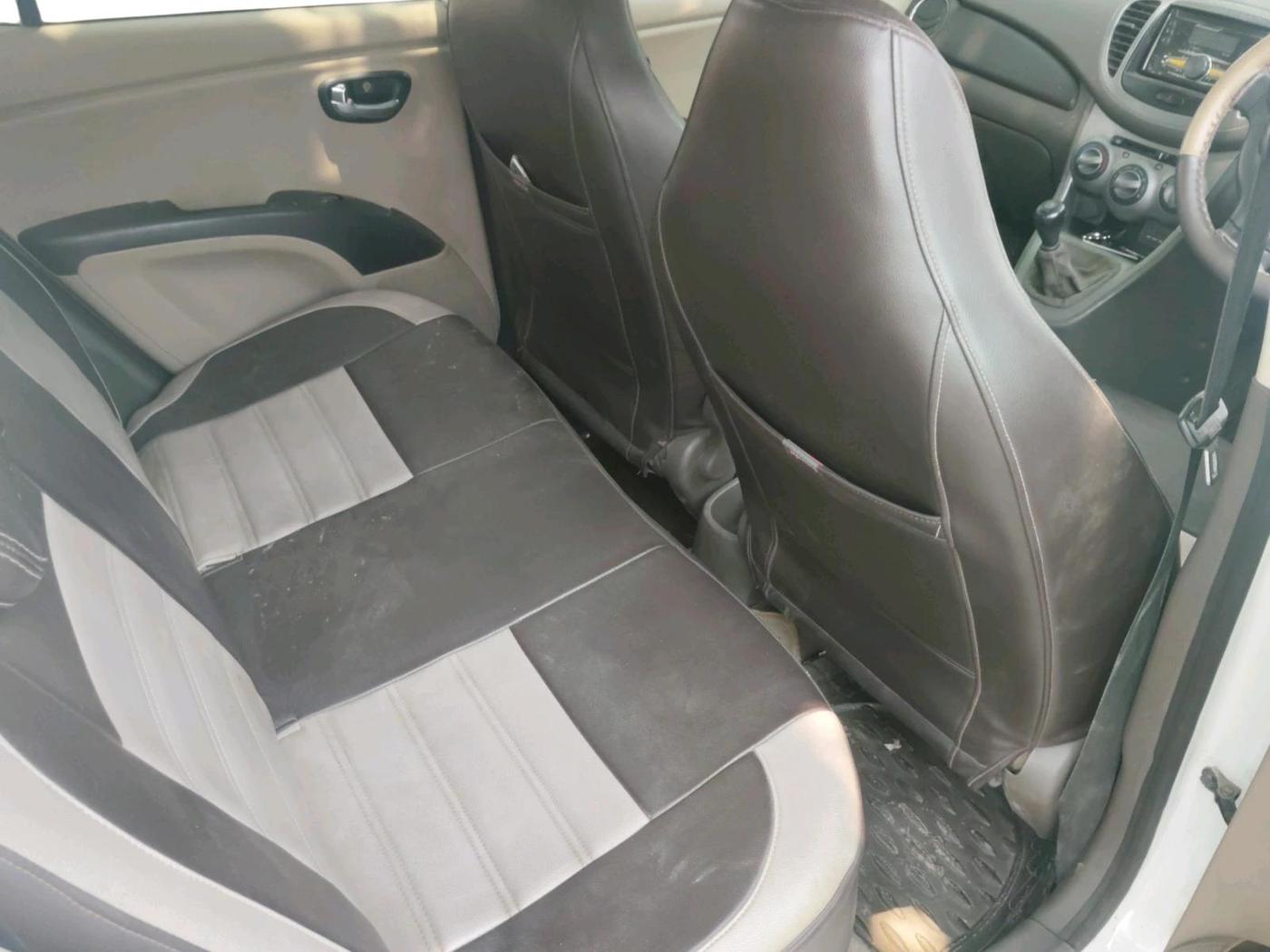 2011 Hyundai i10 SPORTZ 1.1, CNG, Manual, 57,161 km, interior