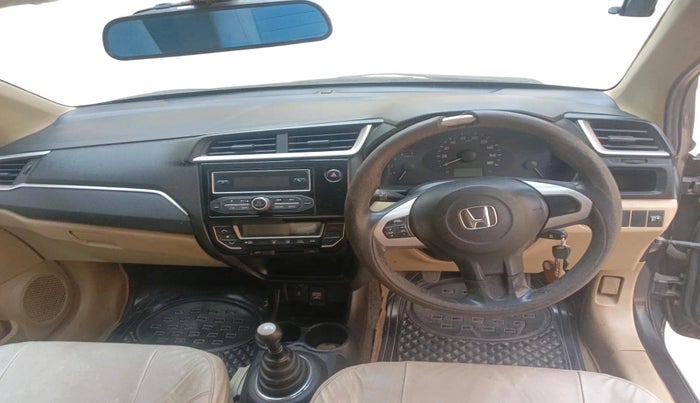 2016 Honda Amaze 1.5L I-DTEC S, Diesel, Manual, 1,40,264 km, interior