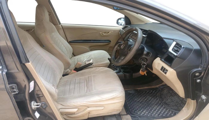 2016 Honda Amaze 1.5L I-DTEC S, Diesel, Manual, 1,40,264 km, interior