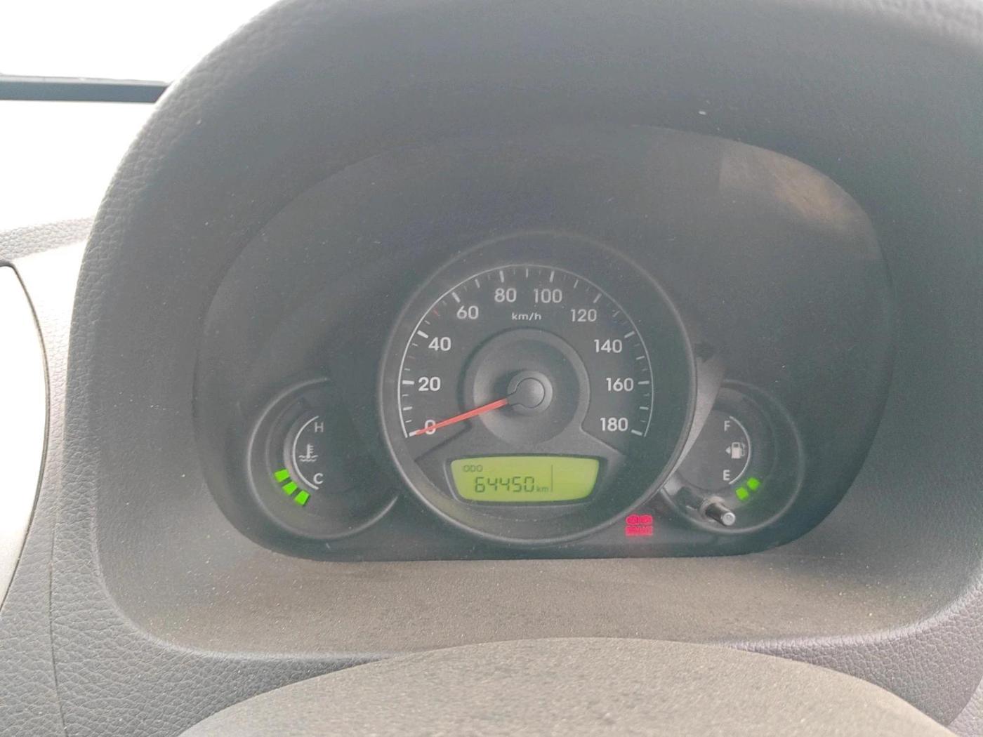 2013 Hyundai Eon ERA +, Petrol, Manual, 64,450 km, interior