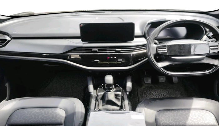 2024 Tata Harrier ADVENTURE PLUS DARK EDITION, Diesel, Manual, 19,494 km, interior