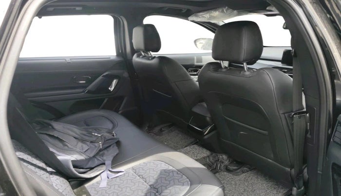 2024 Tata Harrier ADVENTURE PLUS DARK EDITION, Diesel, Manual, 19,494 km, interior