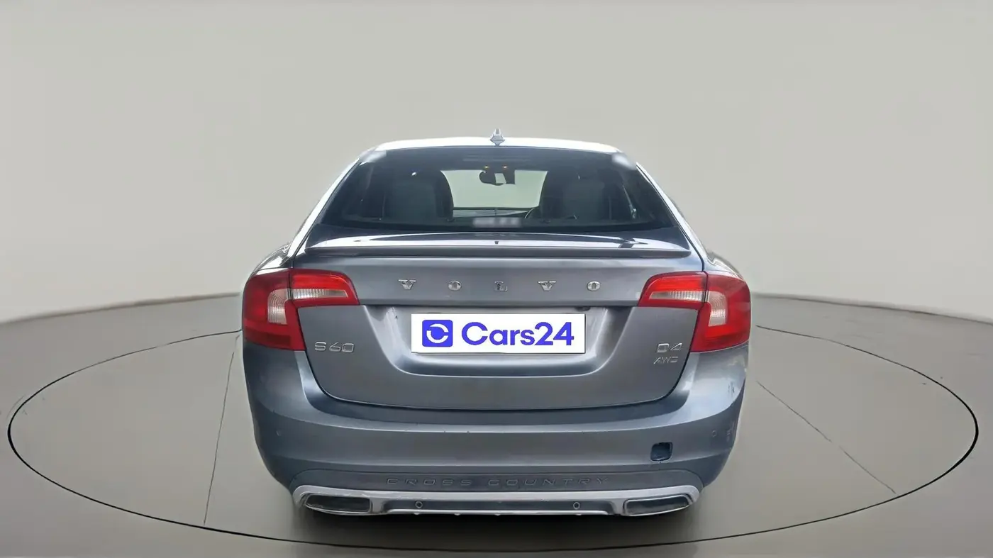 2017 Volvo S60 CROSS COUNTRY INSCRIPTION, Diesel, Automatic, 1,01,874 km, exterior