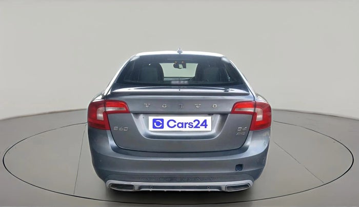 2017 Volvo S60 CROSS COUNTRY INSCRIPTION, Diesel, Automatic, 1,01,874 km, exterior