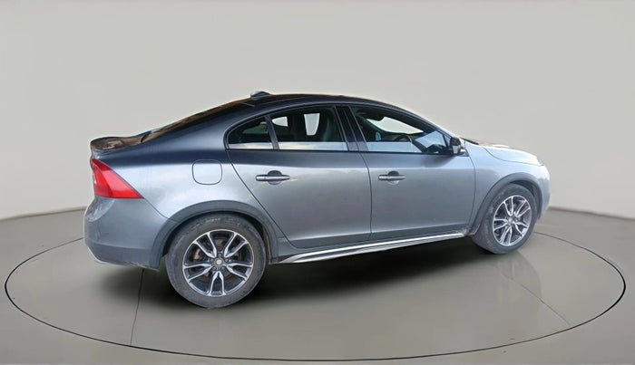 2017 Volvo S60 CROSS COUNTRY INSCRIPTION, Diesel, Automatic, 1,01,874 km, exterior