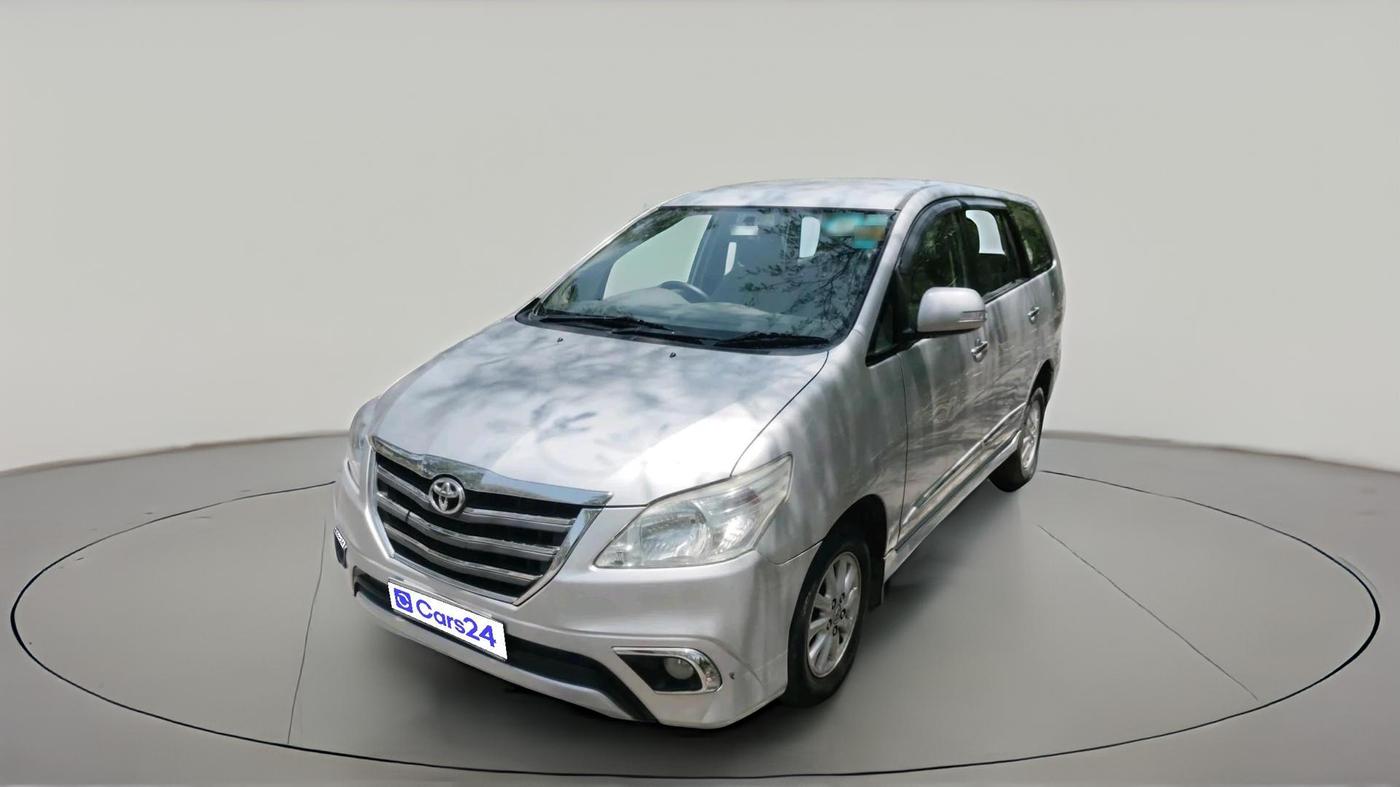 2014 Toyota Innova 2.5 VX 7 STR, Diesel, Manual, 1,75,689 km, exterior