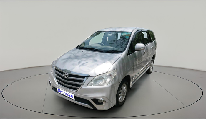 2014 Toyota Innova 2.5 VX 7 STR, Diesel, Manual, 1,75,689 km, exterior
