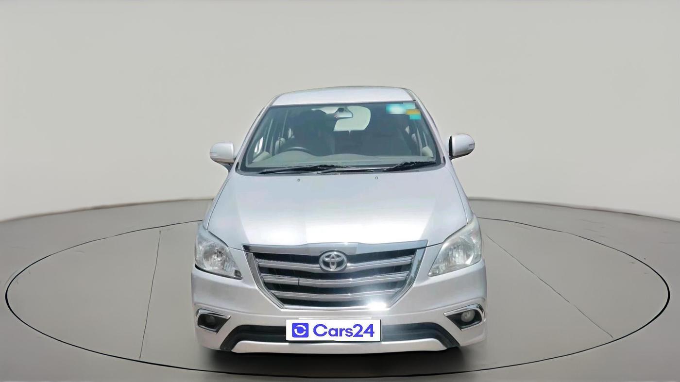 2014 Toyota Innova 2.5 VX 7 STR, Diesel, Manual, 1,75,689 km, exterior