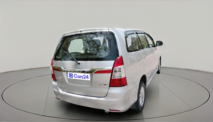 2014 Toyota Innova 2.5 VX 7 STR, Diesel, Manual, 1,75,689 km, exterior
