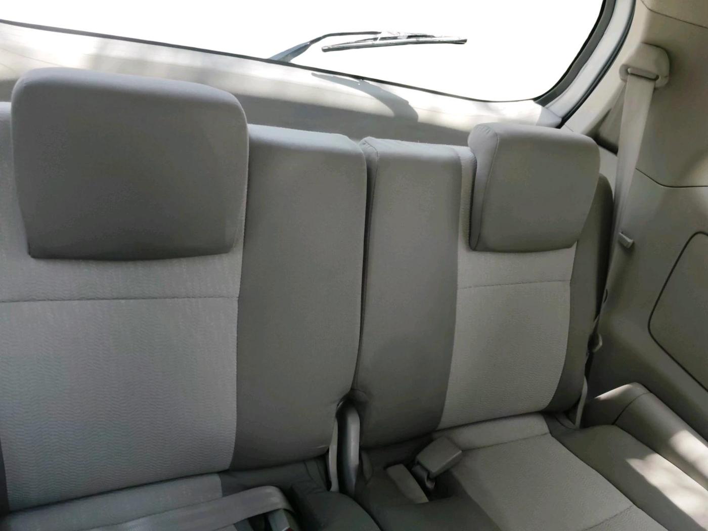 2014 Toyota Innova 2.5 VX 7 STR, Diesel, Manual, 1,75,689 km, interior