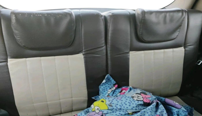 2015 Mahindra XUV500 W6, Diesel, Manual, 1,67,348 km, interior