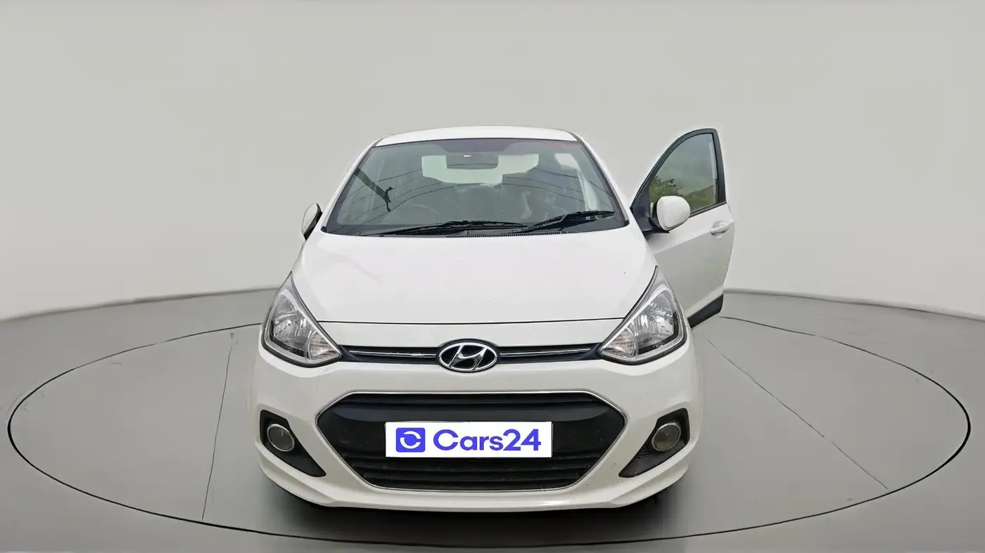 2016 Hyundai Xcent SX 1.2, CNG, Manual, 1,02,477 km, exterior
