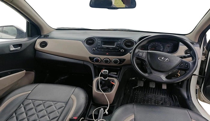 2016 Hyundai Xcent SX 1.2, CNG, Manual, 1,02,477 km, interior