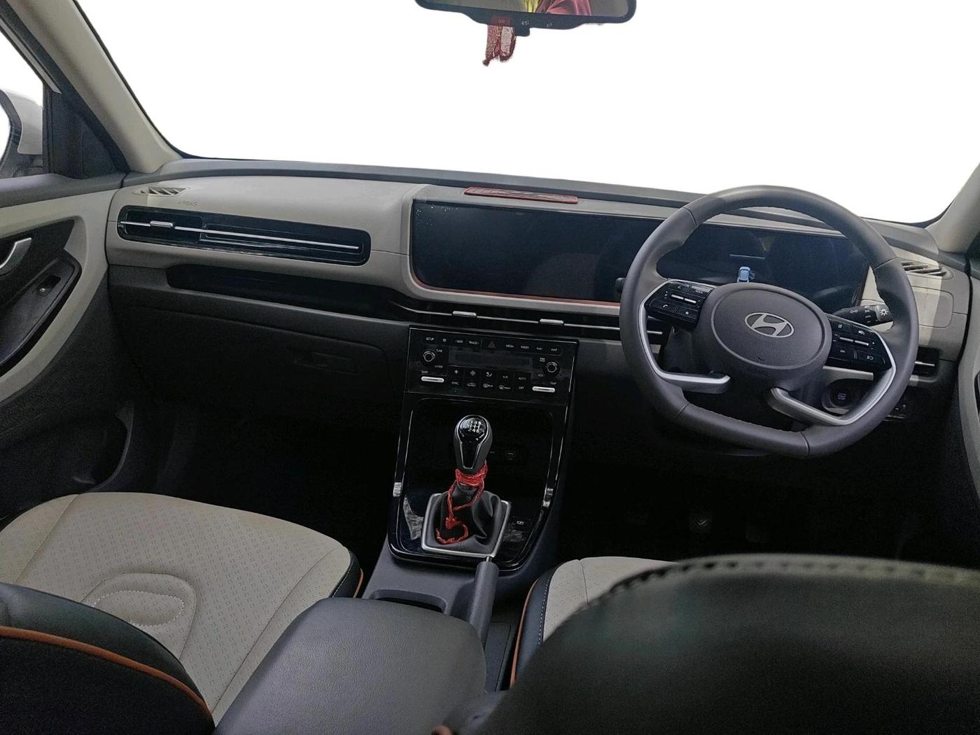 2024 Hyundai Creta SX 1.5 PETROL, Petrol, Manual, 5,104 km, interior