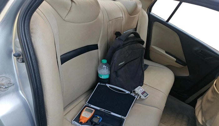 2014 Honda City 1.5L I-DTEC S, Diesel, Manual, 1,21,275 km, interior