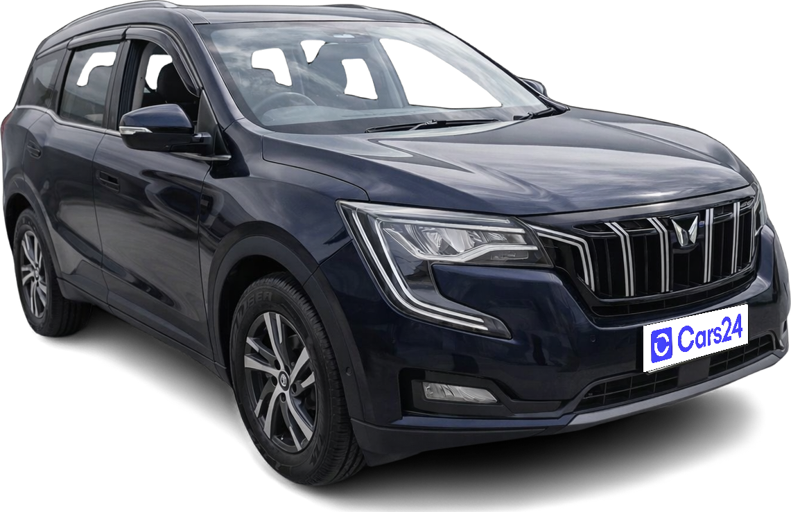 2023 Mahindra XUV700 - SUV - Diesel - Manual - ₹15.90 lakh