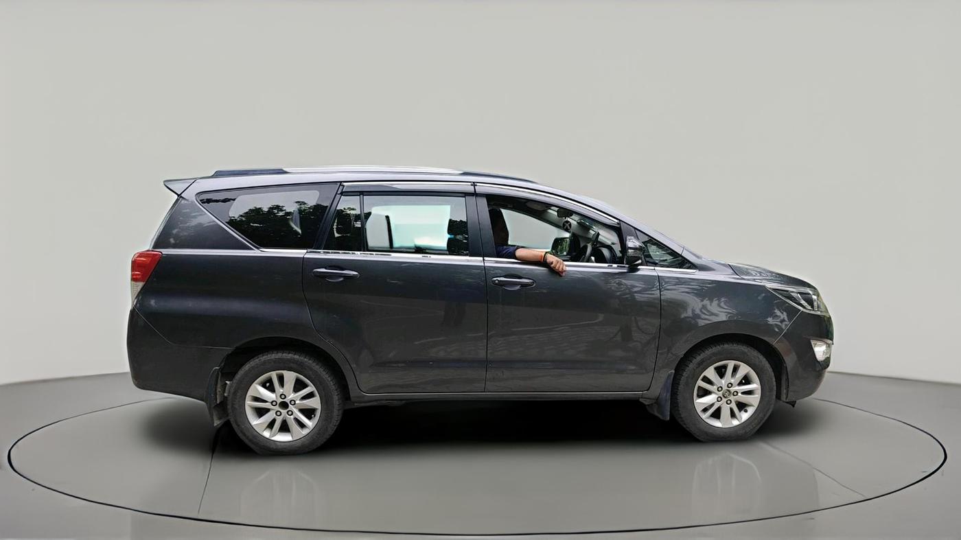 2018 Toyota Innova Crysta 2.8 GX AT 7 STR, Diesel, Automatic, 1,29,610 km, exterior