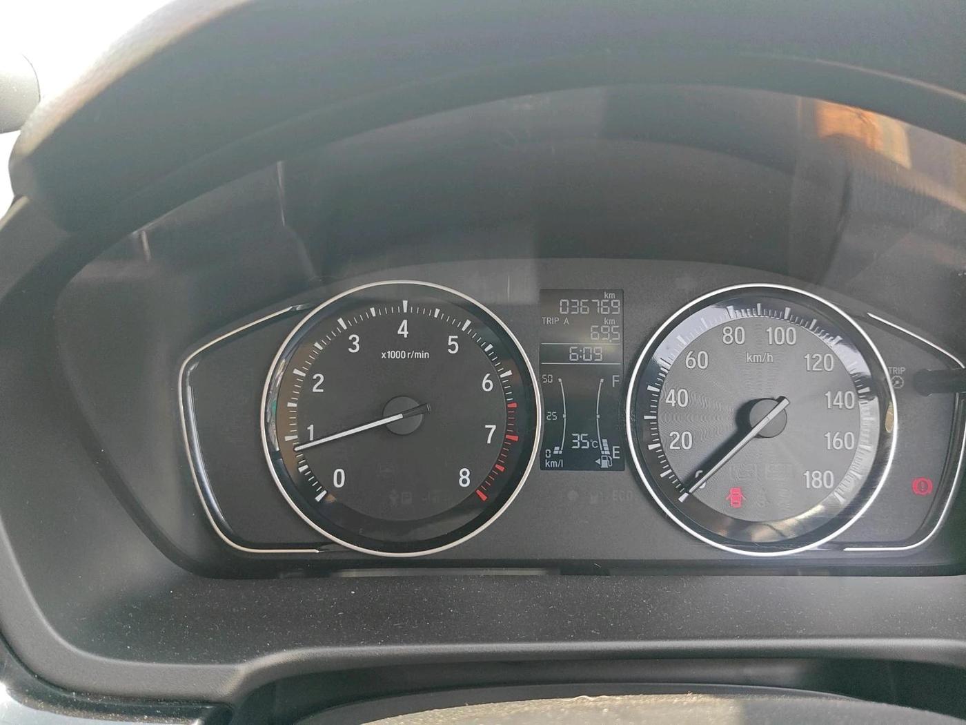 2024 Honda Amaze 1.2L I-VTEC VX, CNG, Manual, 36,769 km, interior