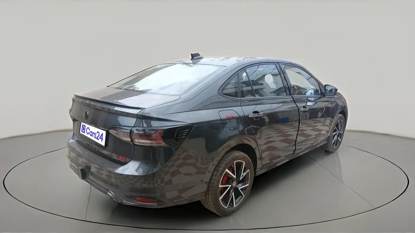 2025 Volkswagen VIRTUS GT PLUS TSI 1.5 EVO DSG, Petrol, Automatic, 19,167 km, exterior