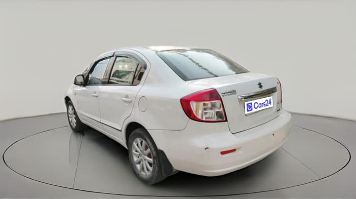 2011 Maruti SX4 ZXI AT, CNG, Automatic, 1,14,422 km, exterior