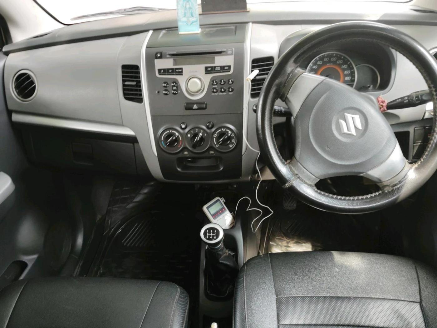 2012 Maruti Wagon R 1.0 VXI, Petrol, Manual, 1,10,725 km, interior