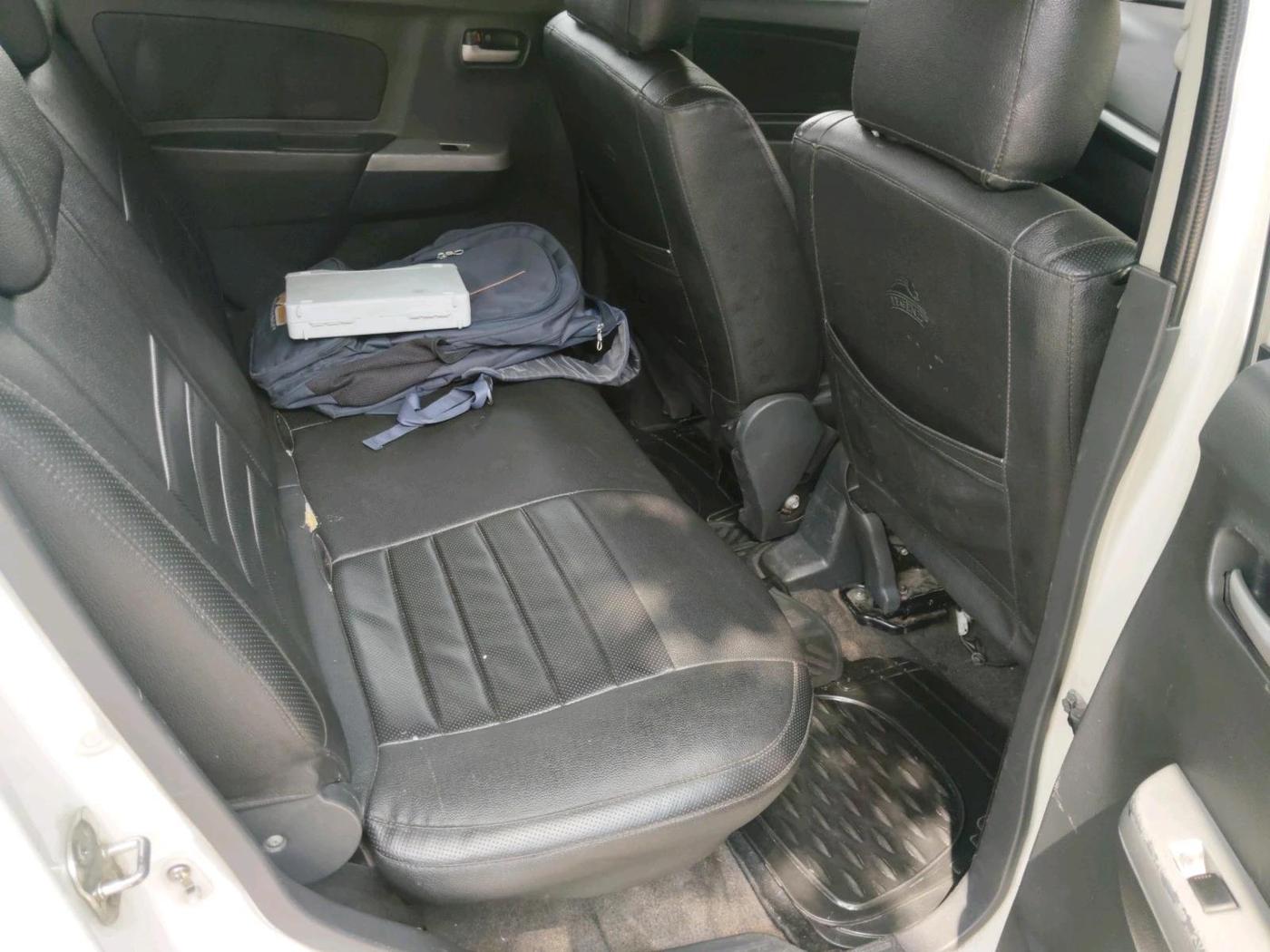 2012 Maruti Wagon R 1.0 VXI, Petrol, Manual, 1,10,725 km, interior