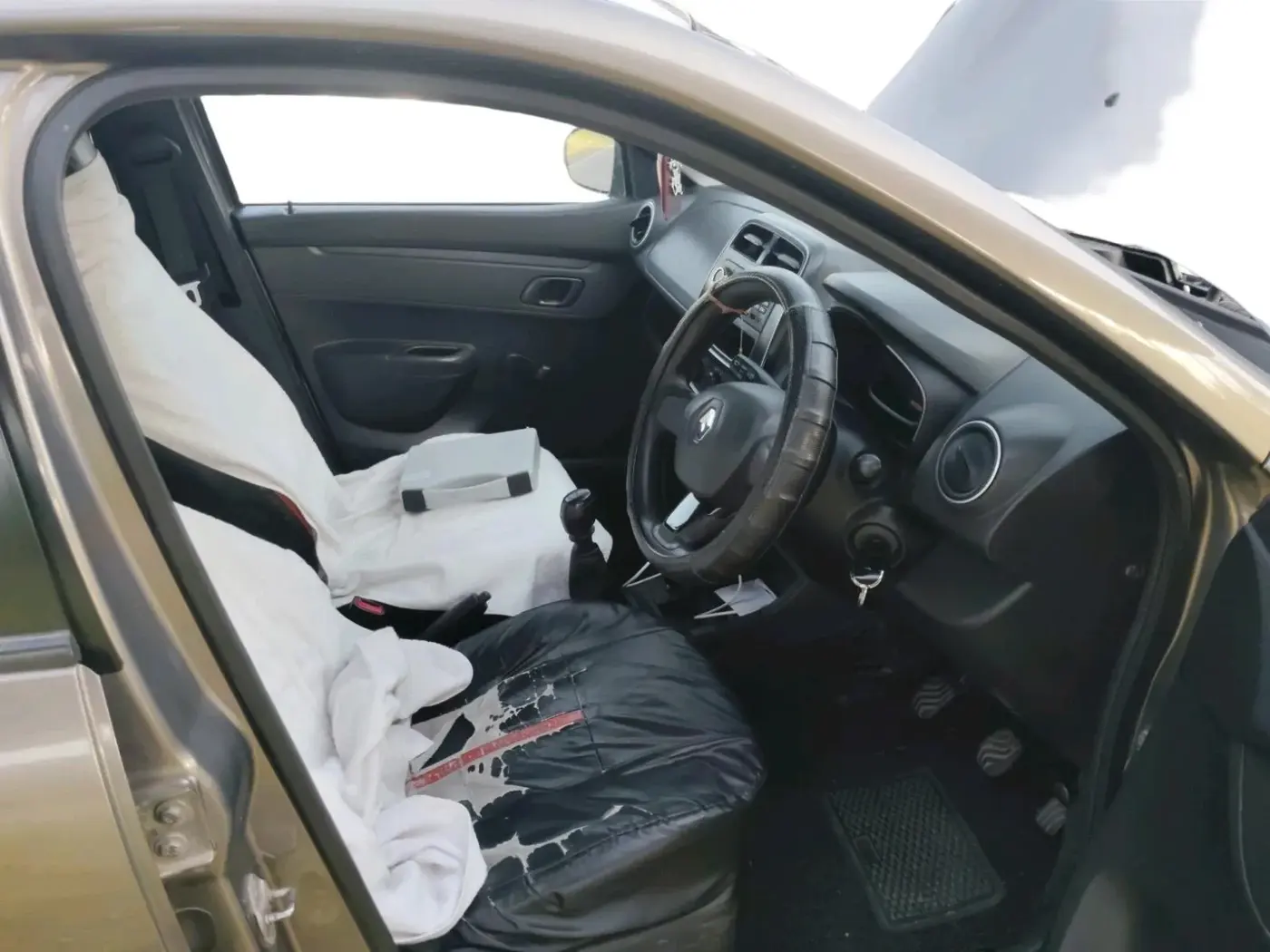 2018 Renault Kwid RXL, Petrol, Manual, 66,302 km, interior