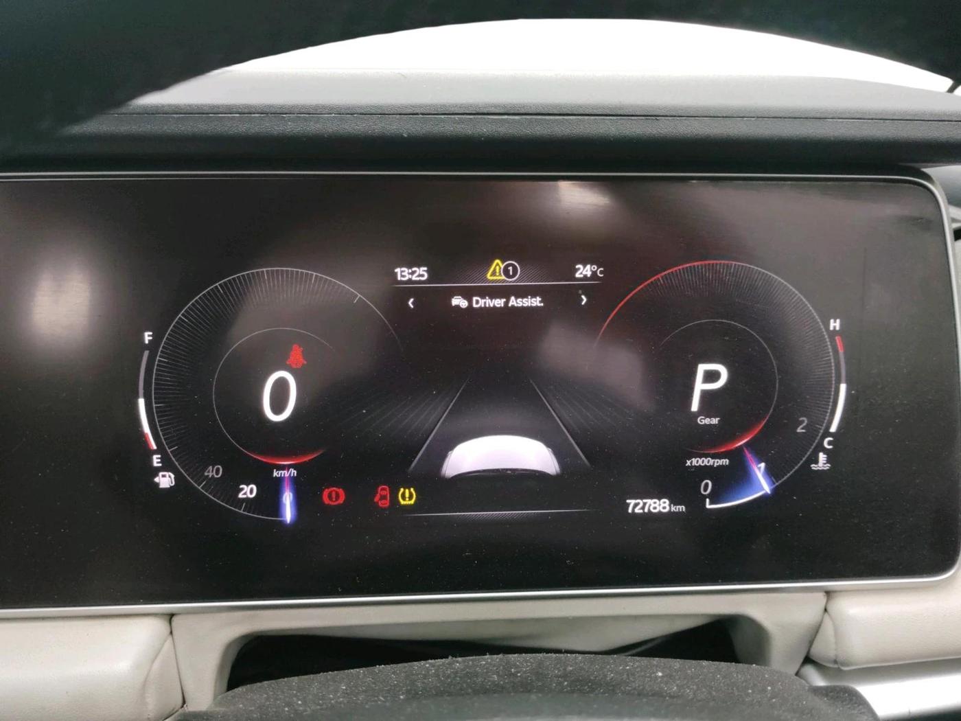 2022 Mahindra XUV700 AX 7 D AT 7 STR, Diesel, Automatic, 72,788 km, interior