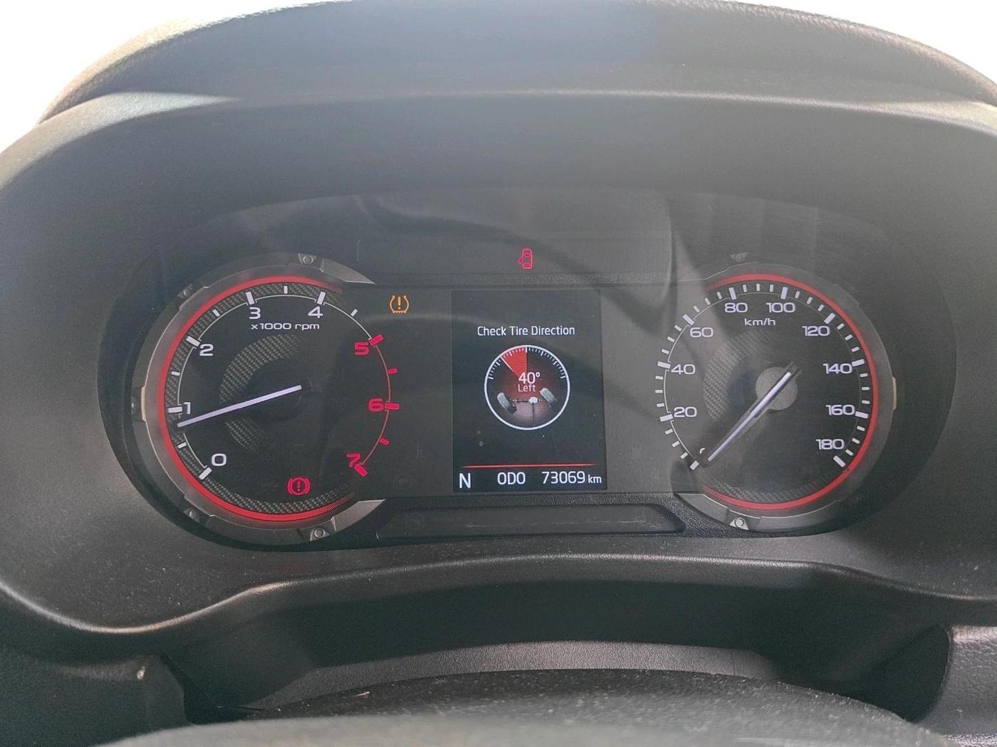 2023 Mahindra Thar LX HARD TOP 4WD MT, Diesel, Manual, 73,069 km, interior