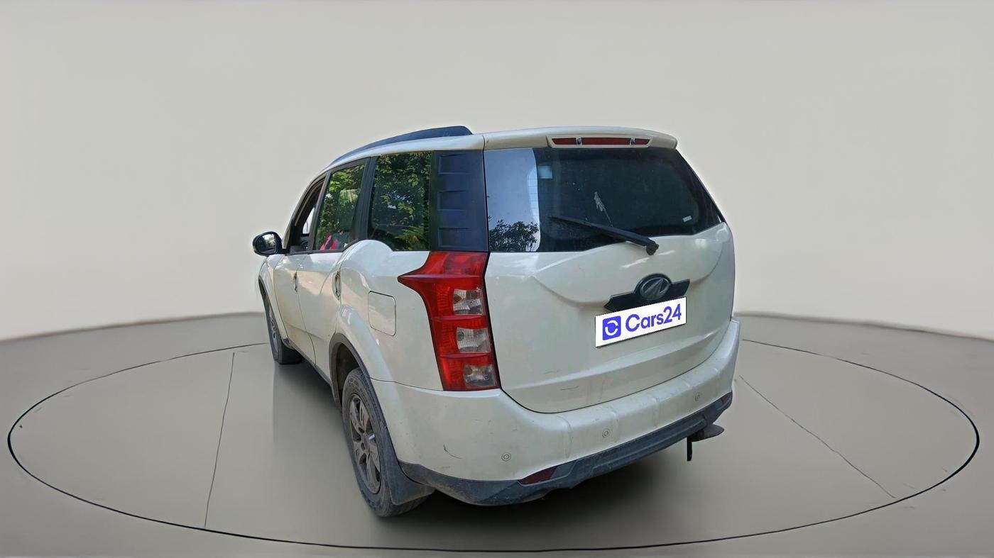 2011 Mahindra XUV500 W8, Diesel, Manual, 1,22,401 km, exterior