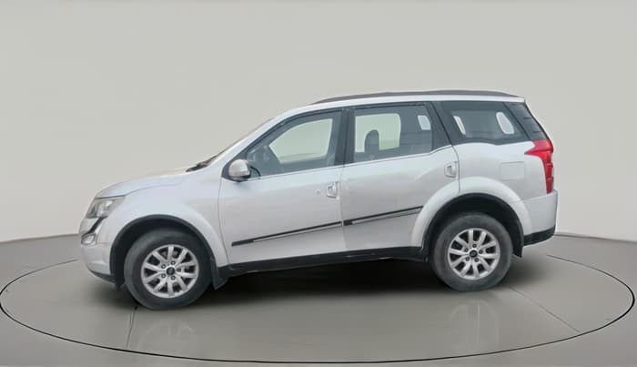 2017 Mahindra XUV500 W10, Diesel, Manual, 1,38,703 km, exterior