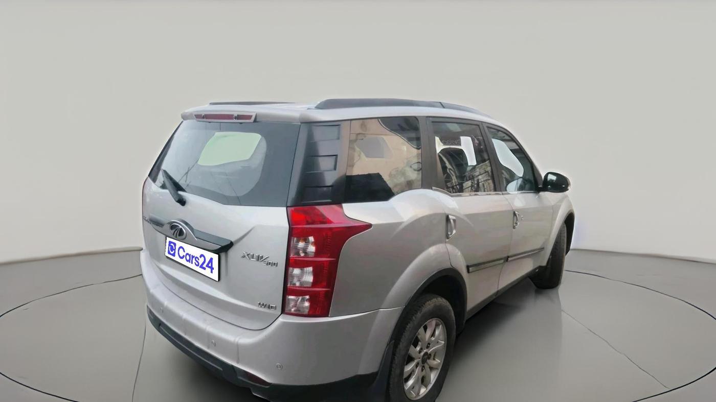 2017 Mahindra XUV500 W10, Diesel, Manual, 1,38,703 km, exterior