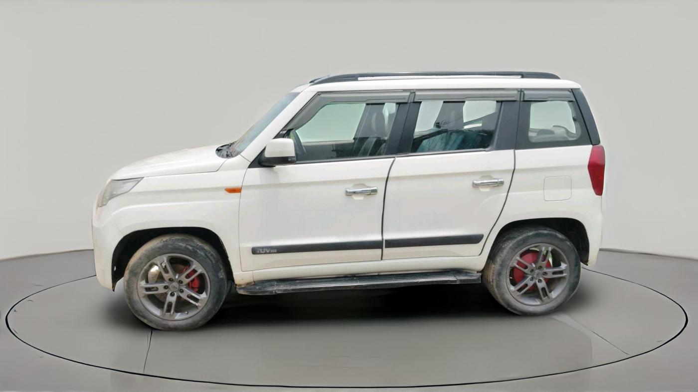 2016 Mahindra TUV300 T6, Diesel, Manual, 95,073 km, exterior