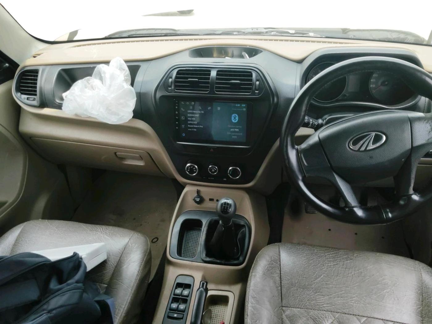 2016 Mahindra TUV300 T6, Diesel, Manual, 95,073 km, interior