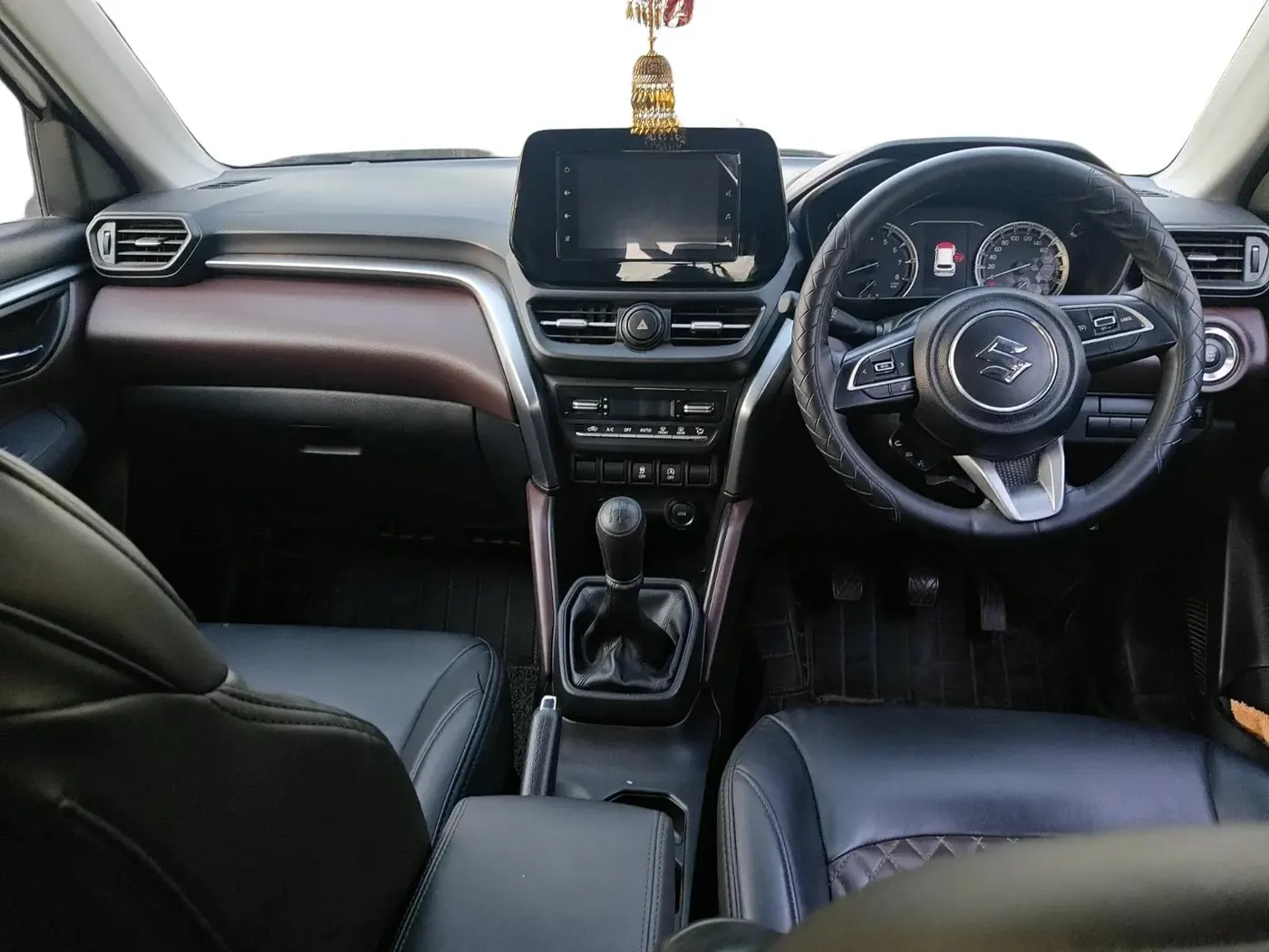2025 Maruti Grand Vitara DELTA SMART HYBRID, Petrol, Manual, 11,750 km, interior