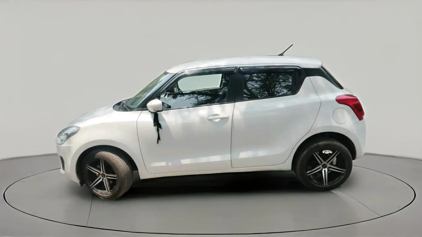 2024 Maruti Swift VXI, Petrol, Manual, 32,722 km, exterior