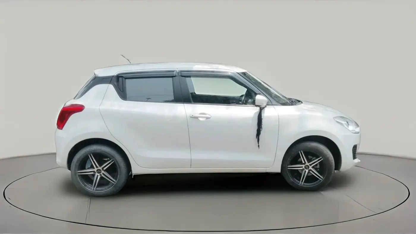 2024 Maruti Swift VXI, Petrol, Manual, 32,722 km, exterior