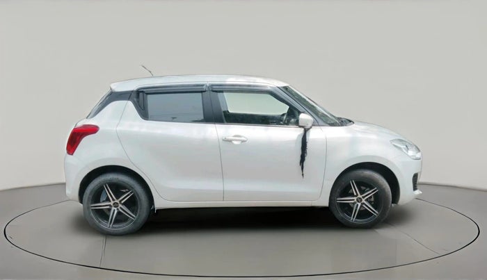 2024 Maruti Swift VXI, Petrol, Manual, 32,722 km, exterior