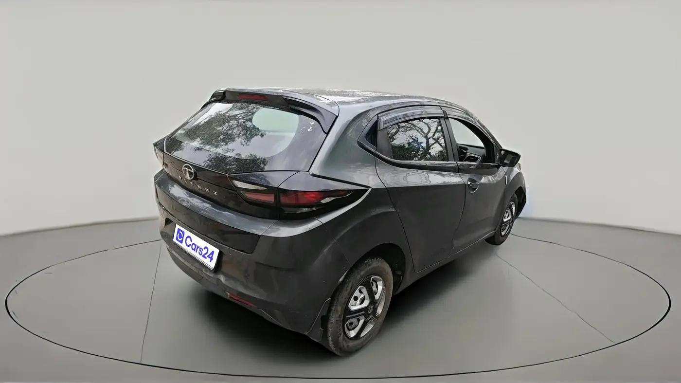 2021 Tata ALTROZ XE DIESEL, Diesel, Manual, 2,24,846 km, exterior