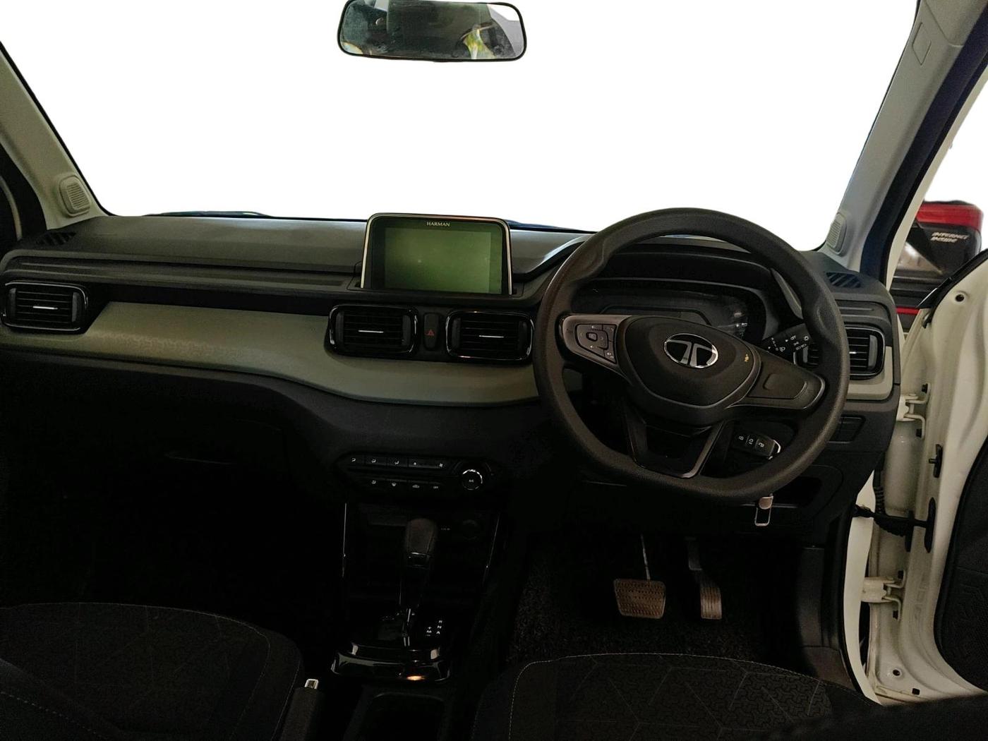 2025 Tata PUNCH Adventure Plus AMT, Petrol, Automatic, 6,721 km, interior